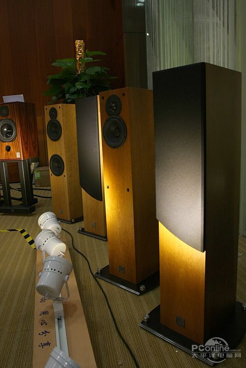 չ Hi-End HiFi