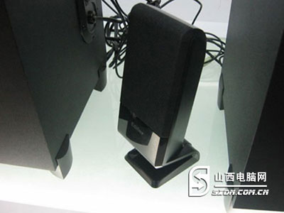漫步者音箱