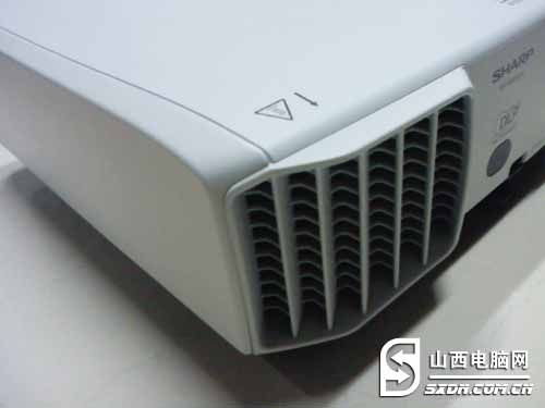 XR-M825XAͶӰ