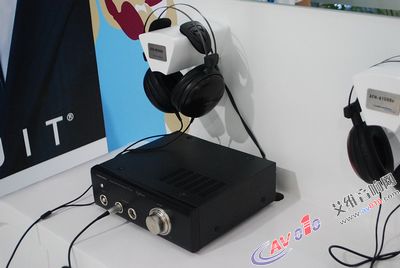 ATH-W5000  AT-HA5000