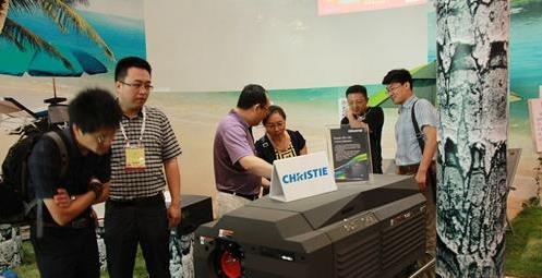 赢康创新娱乐方案亮相亚洲景点设施展
