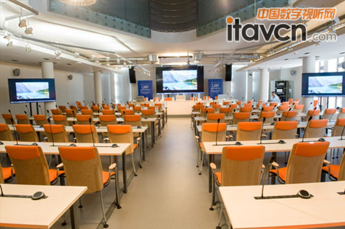 公信诠释21世纪教学新模式