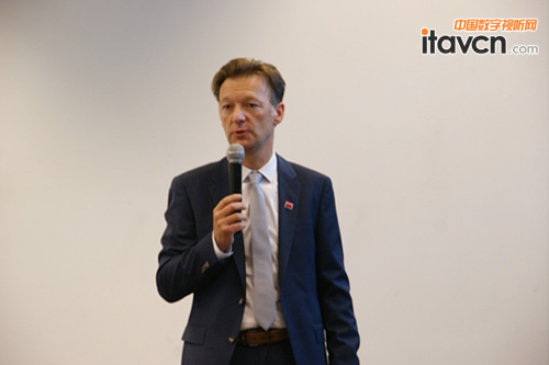 巴可大中国区董事总经理Paul Matthijs发表演讲