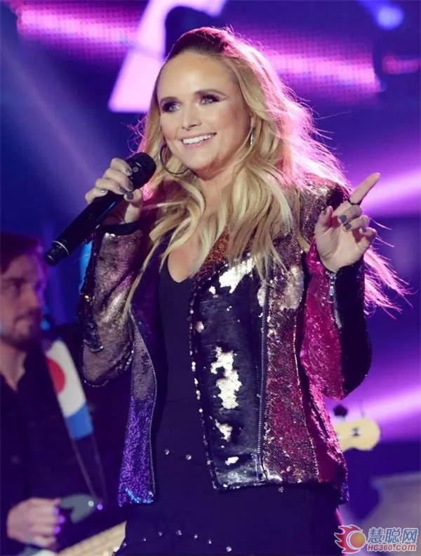 201767գּMiranda Lambertʲά֮ĵ2017CMTְ佱ݳ